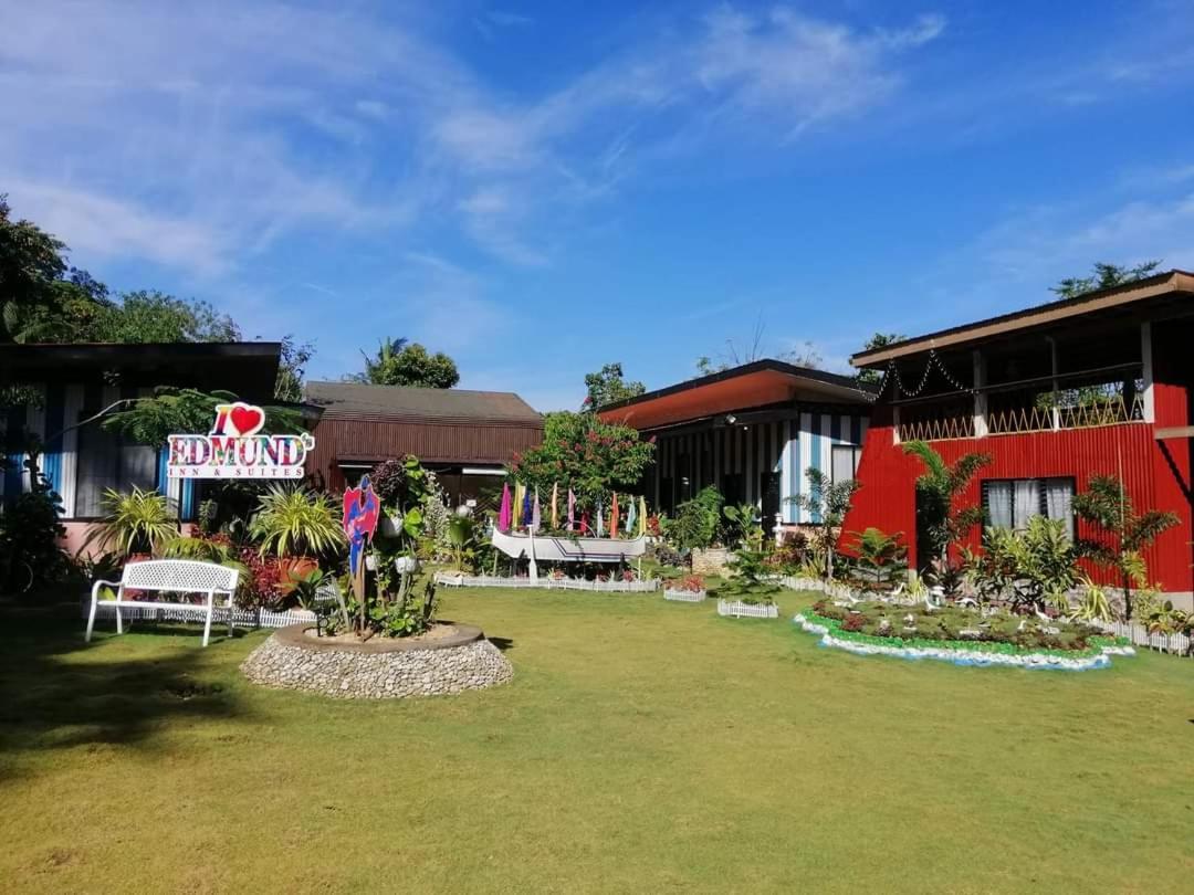 Edmund'S Garden Inn Сікіхор Екстер'єр фото