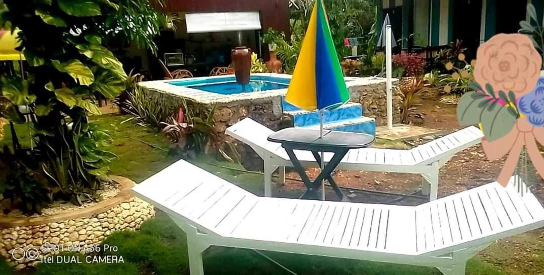 Edmund'S Garden Inn Сікіхор Екстер'єр фото