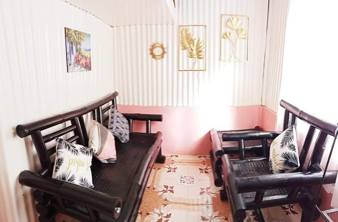 Edmund'S Garden Inn Сікіхор Екстер'єр фото