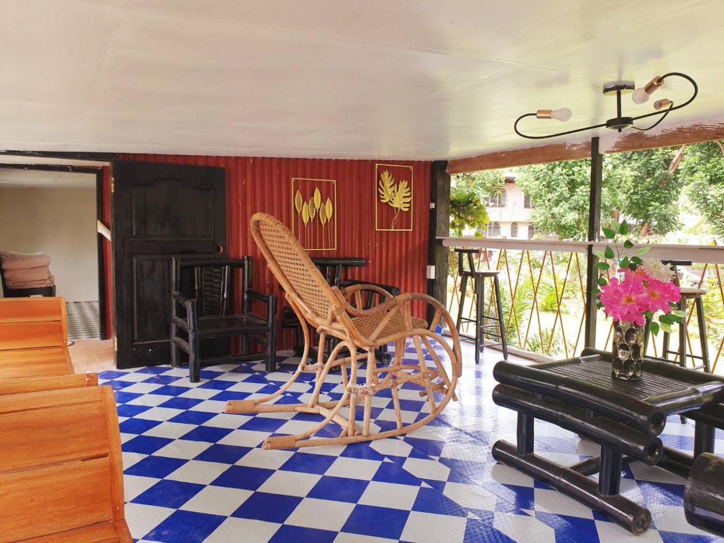 Edmund'S Garden Inn Сікіхор Екстер'єр фото