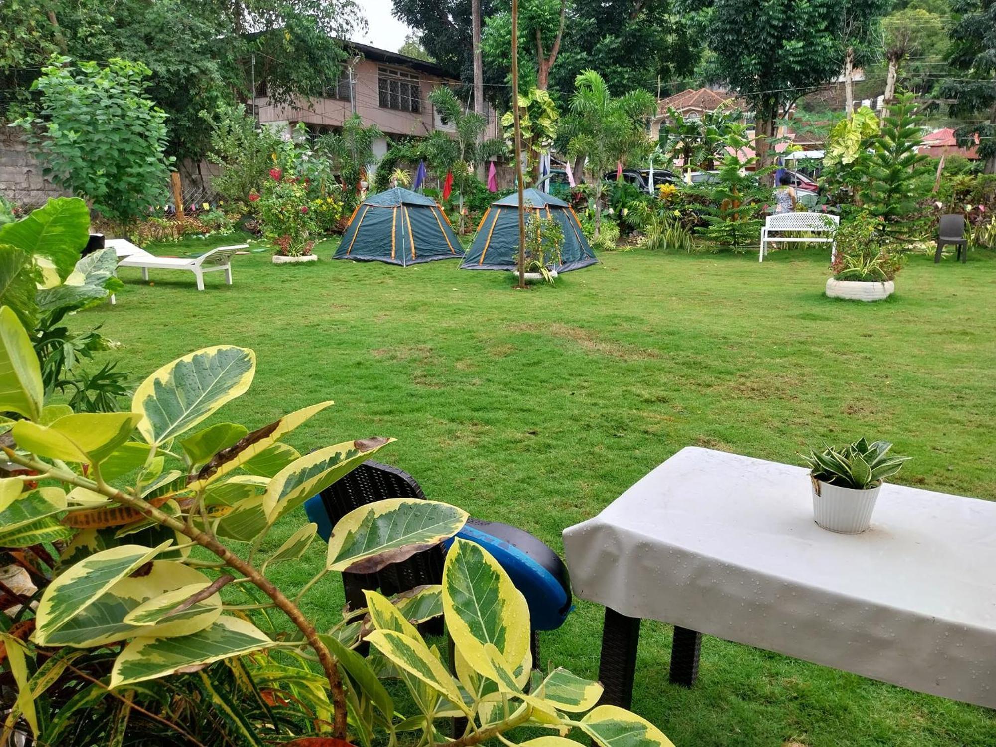 Edmund'S Garden Inn Сікіхор Екстер'єр фото